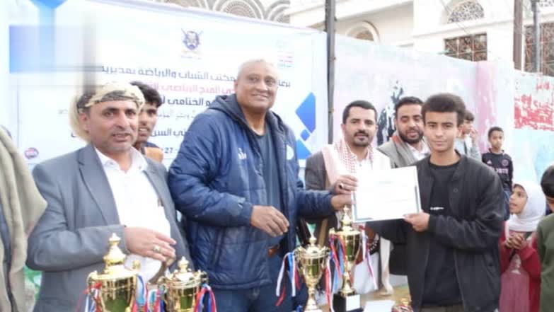 الفتح يحرز بطولة الشهداء القادة لكرة القدم السباعية