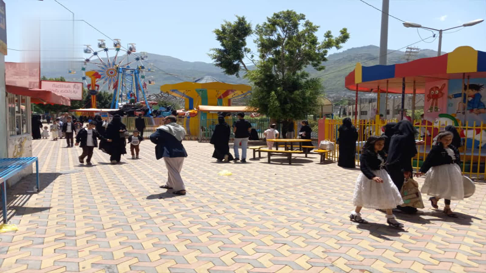 191 ألف زائر للحدائق والمتنزهات في إب خلال إجازة العيد