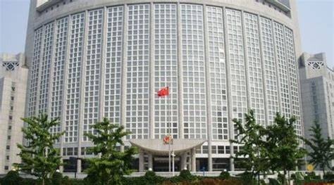 الصين تدين اغتيال لاريجاني وتدعو إلى وقف فوري لإطلاق النار