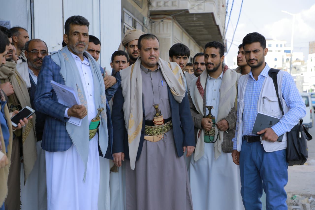 القائم بأعمال وزير الاقتصاد يدشن برنامج البر والإحسان في مديرية شعوب