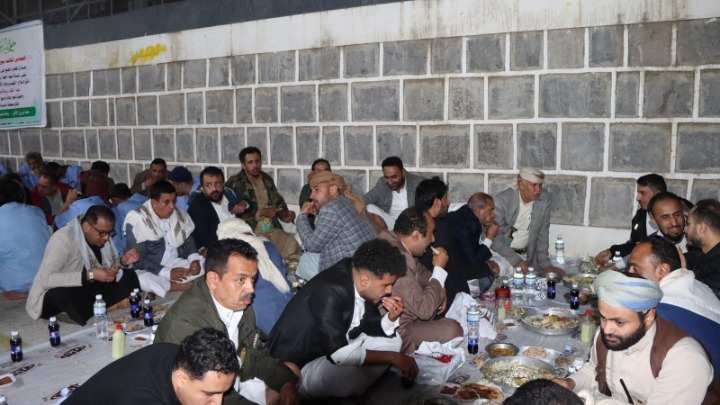 إفطار جماعي بالسجن المركزي في إب لتعزيز التكافل الاجتماعي مع النزلاء