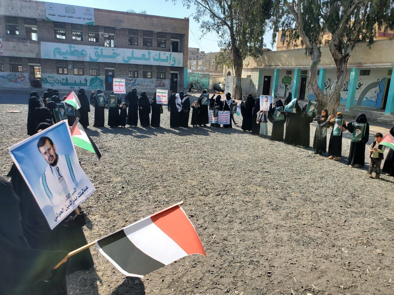 البيضاء.. وقفات نسائية حاشدة في البيضاء إحياء ليوم القدس العالمي