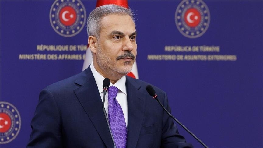 وزير الخارجية التركية:نتيناهو يتجه إلى ارتكاب إبادة جماعية في لبنان