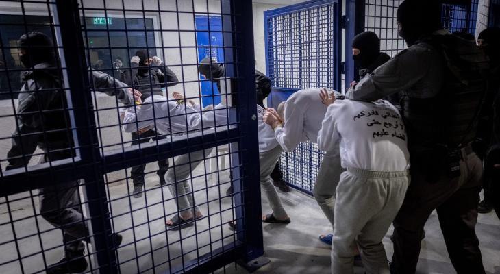 مؤسستان للأسرى الفلسطينيين: العدو الإسرائيلي يؤجل جلسات محاكم الأسرى للأسبوع الثالث