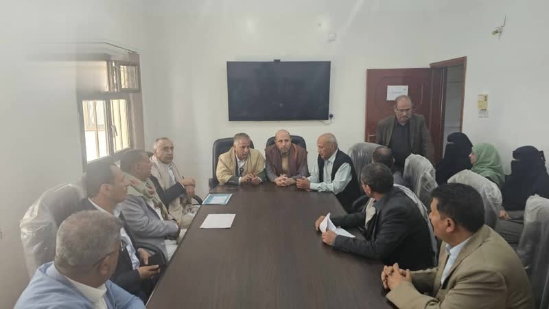 الإطلاع على الانضباط الوظيفي في مكتب الصحة ومديرية الثورة بالأمانة