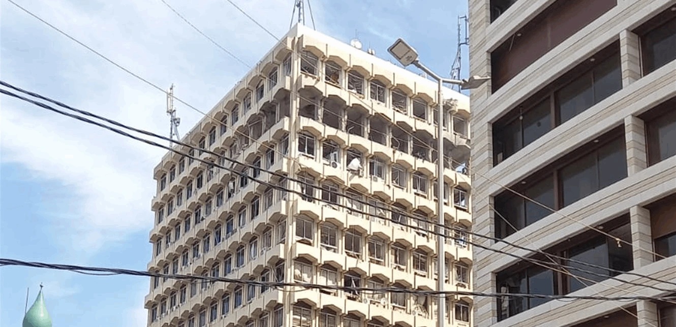 استشهاد خمسة لبنانيين وإصابة سبعة آخرين في استهداف العدو الإسرائيلي مبنى في صيدا