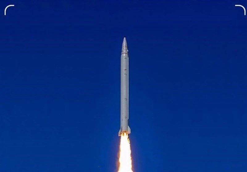 البحرية الإيرانية تعلن استهداف القواعد الأمريكية والصهيونية في الكويت والإمارات والأراضي المحتلة