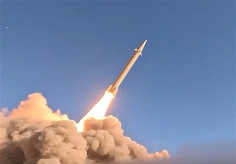 مقر خاتم الأنبياء بإيران: إطلاق أكثر من 2000 مسيرة و600 صاروخ على أهداف أمريكية وإسرائيلية