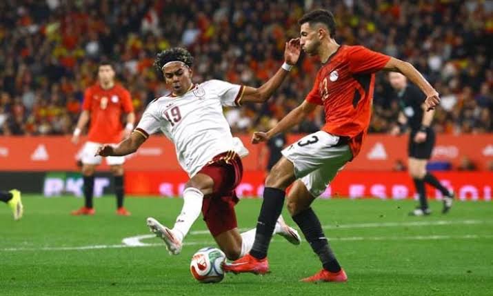 كتالونيا تفتح تحقيقاً بشأن “هتافات معادية للإسلام” خلال مباراة إسبانيا ومصر