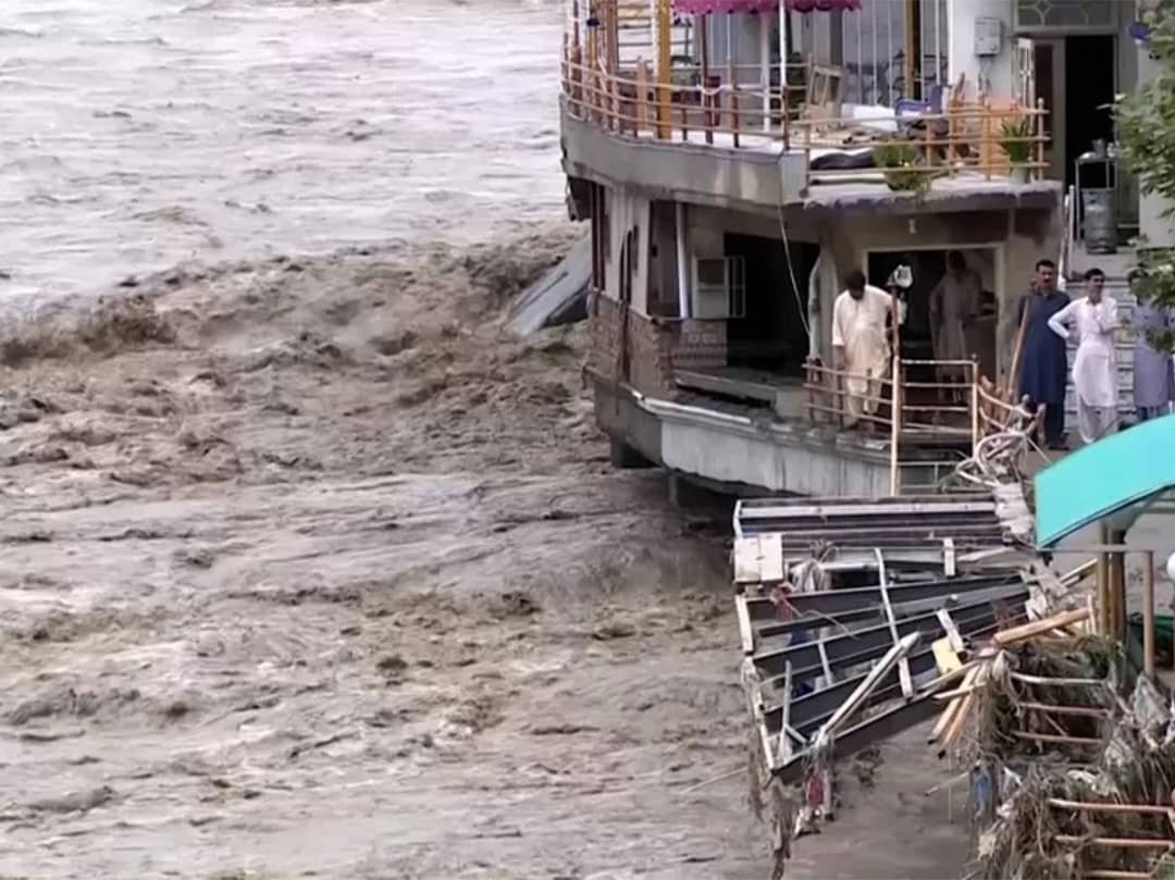 ارتفاع حصيلة ضحايا الفيضانات في أفغانستان إلى 179 وفاة و236 مصابًا