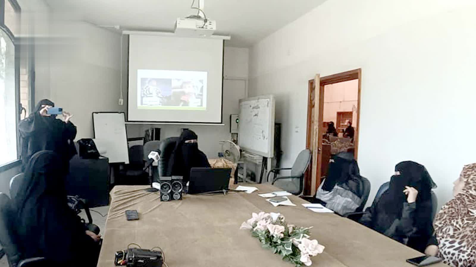 ورشة بصنعاء تناقش دور الإعلاميات في التوعية بأهمية الدورات الصيفية