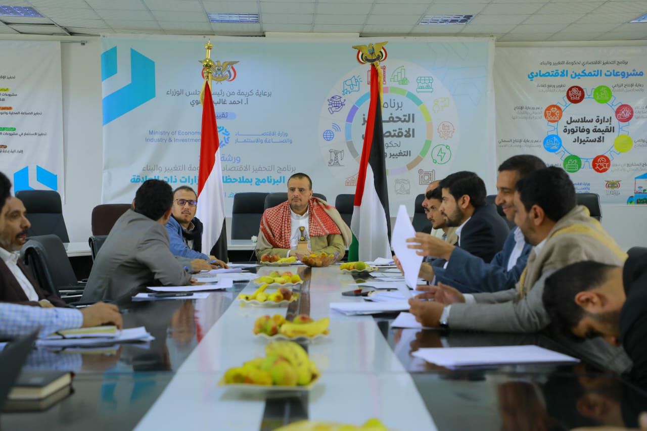 البشيري يترأس اجتماعًا لمناقشة تنفيذ قرار مقاطعة البضائع الأمريكية والإسرائيلية