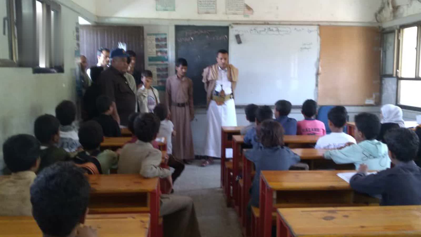 زيارة ووقفة لطلاب الدورات الصيفية في حجة