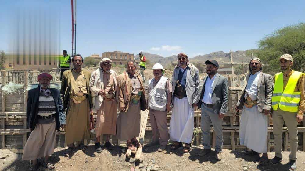 زيارة تفقدية لمشروع إنشاء عبارة في جحانة
