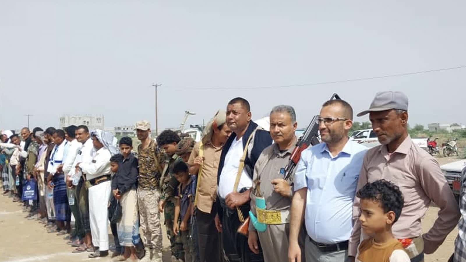 وقفة قبلية حاشدة في باجل بالحديدة تؤكد الجهوزية العالية وتبارك الانتصارات