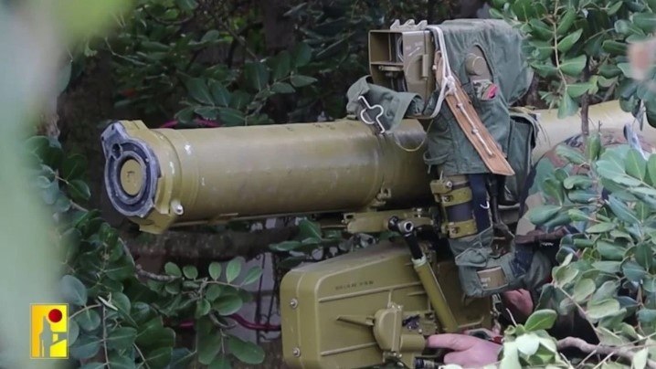 المقاومة اللبنانية تستهدف ناقلة جند للعدو الصهيوني