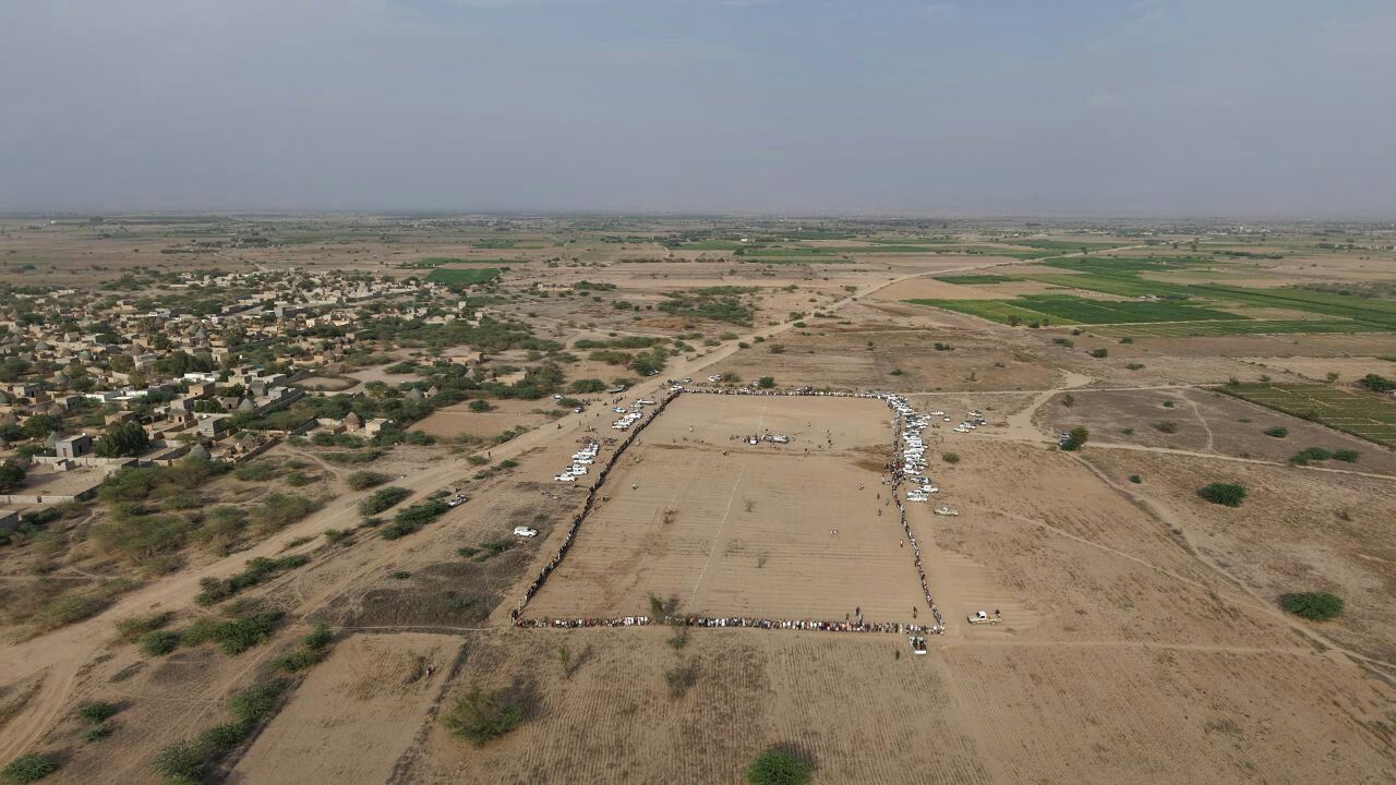 وقفة مسلحة في اللحية بالحديدة تعلن النفير وتؤكد الجهوزية في مواجهة أي تصعيد للعدو