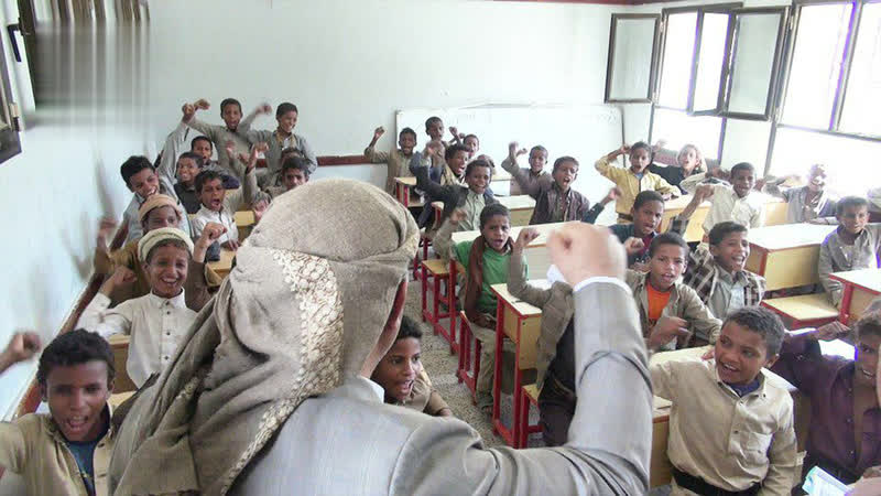 جمعان يتفّقد أنشطة الدورات الصيفية في عمران