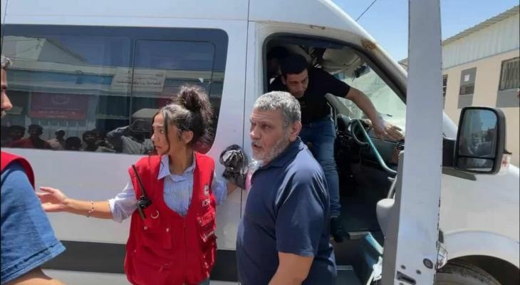 العدو الصهيوني يفرج عن 24 أسيرا فلسطينيا من غزة