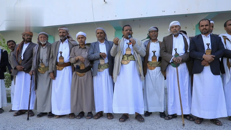 عوض يتفقد الدورات الصيفية في مدارس مدينة صعدة