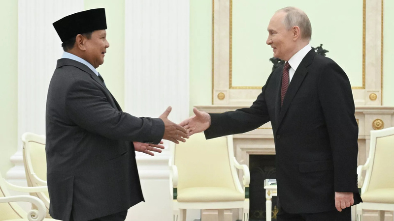 بوتين : روسيا وإندونيسيا ستتمكنان من إيجاد حل للحفاظ على وضع تجاري مستقر