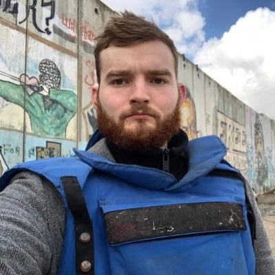 صحفي بريطاني: ” إسرائيل” أطلقت النار على سيارة إسعاف جنوب لبنان وانتهكت وقف إطلاق النار مرارًا