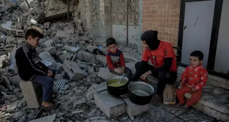 “الإغاثة بغزة” تحذر: تدهور كارثي وغير مسبوق في الأوضاع الصحية والبيئية