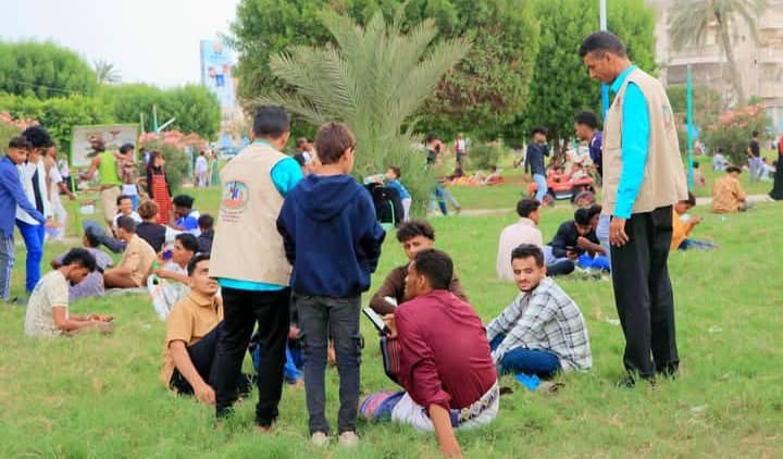 حملة توعية ميدانية تستهدف مرتادي المنتزهات في الحديدة
