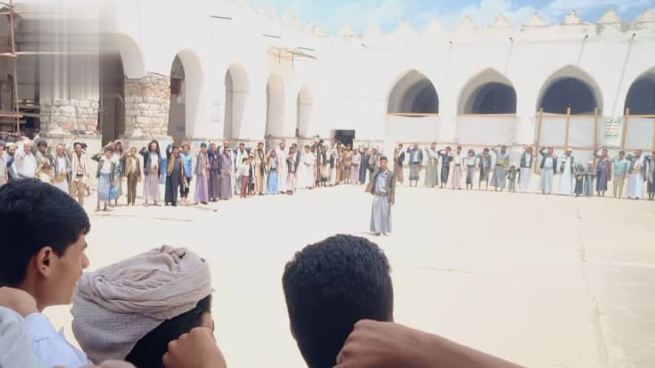 وقفات حاشدة في تعز تأكيدًا على مساندة الأجهزة الأمنية والثبات مع غزة وفلسطين