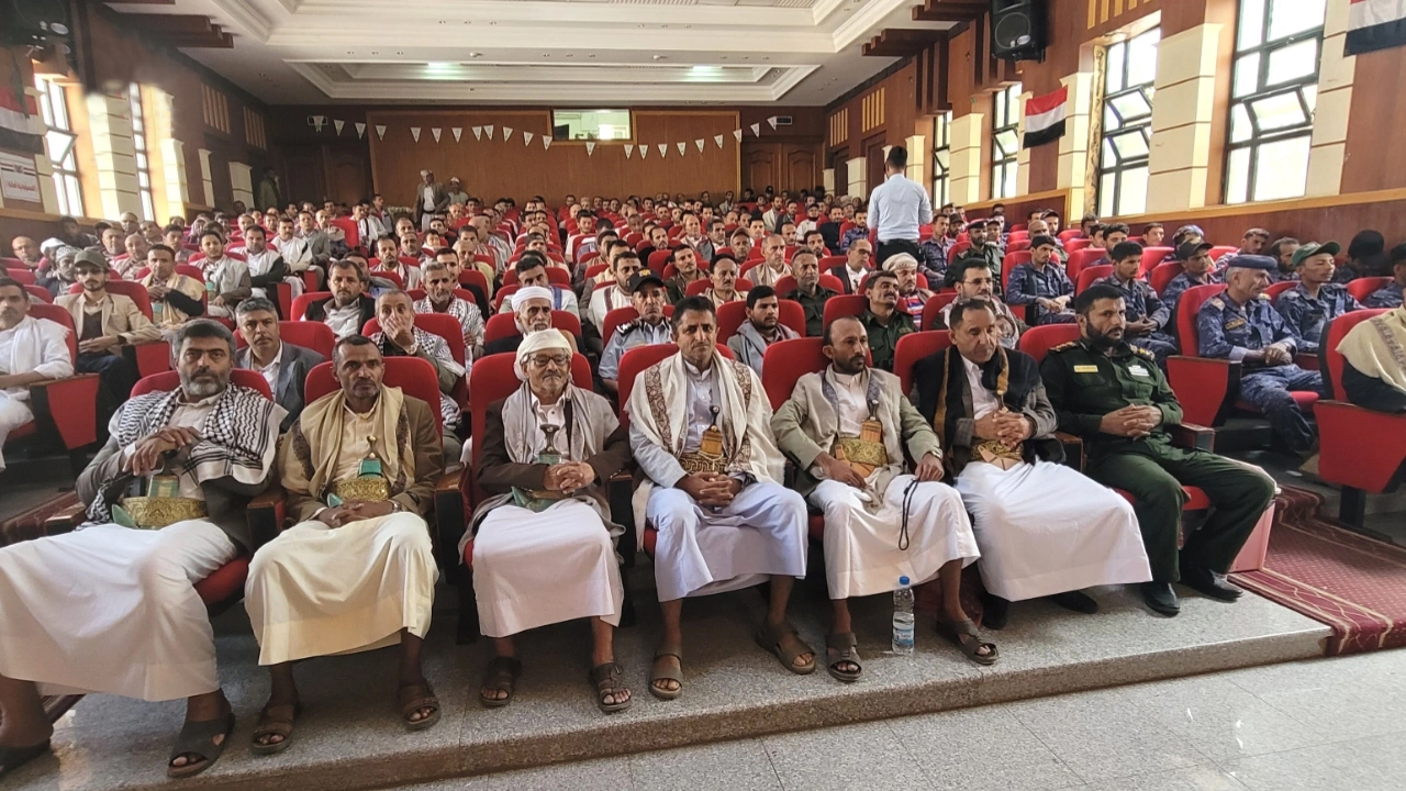 فعالية في حجة إحياءً لذكرى رحيل العالم السيد بدر الدين الحوث