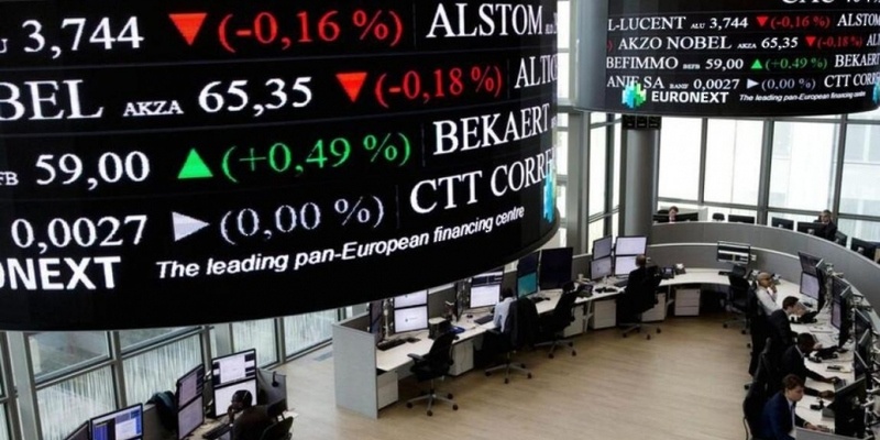 هبوط الأسهم الأوروبية لأدنى مستوى في أسبوعين وسط تصاعد التوت