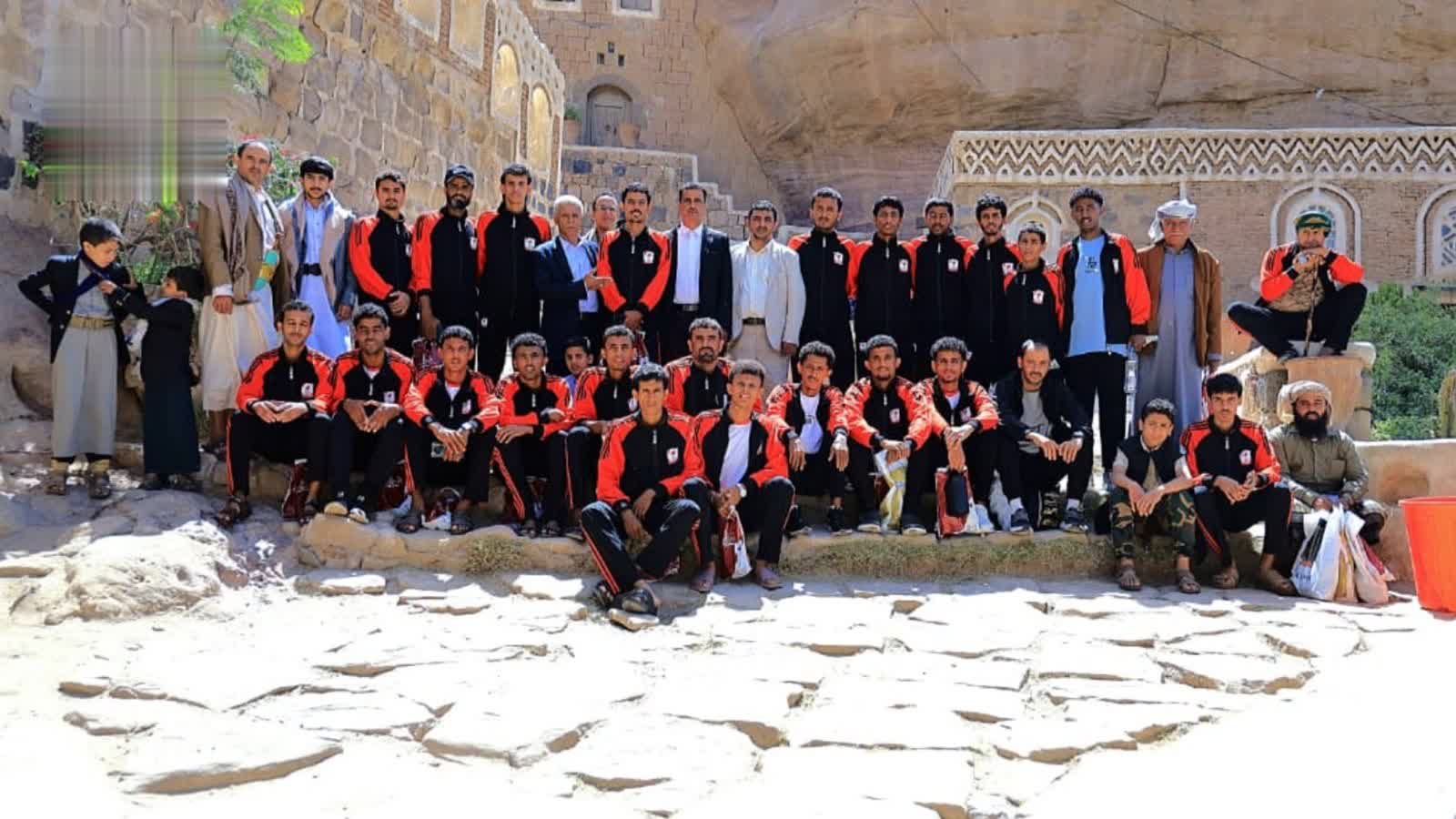 وزارة الشباب تنظم رحلة سياحية لبعثة شباب مرخة إلى دار الحجر