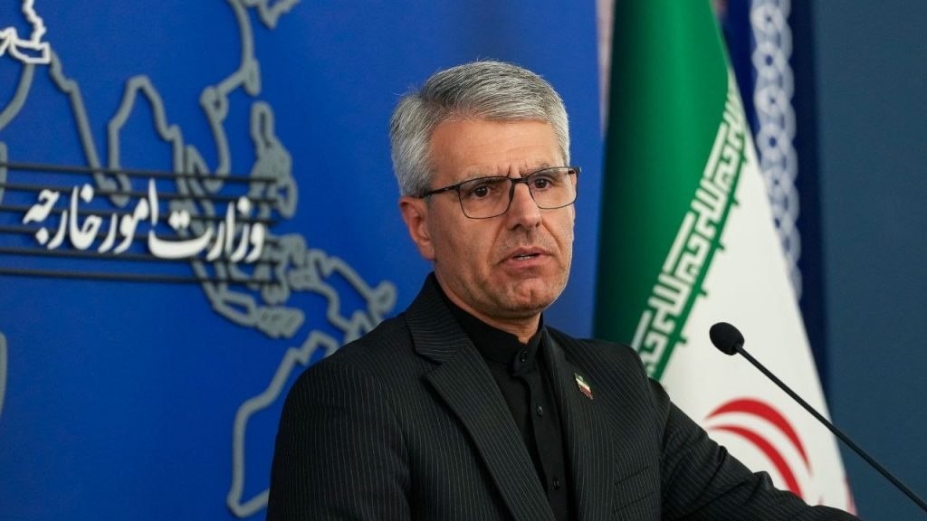 إيران تشيد بحفاوة المكسيك لمنتخبات كأس العالم وتنت