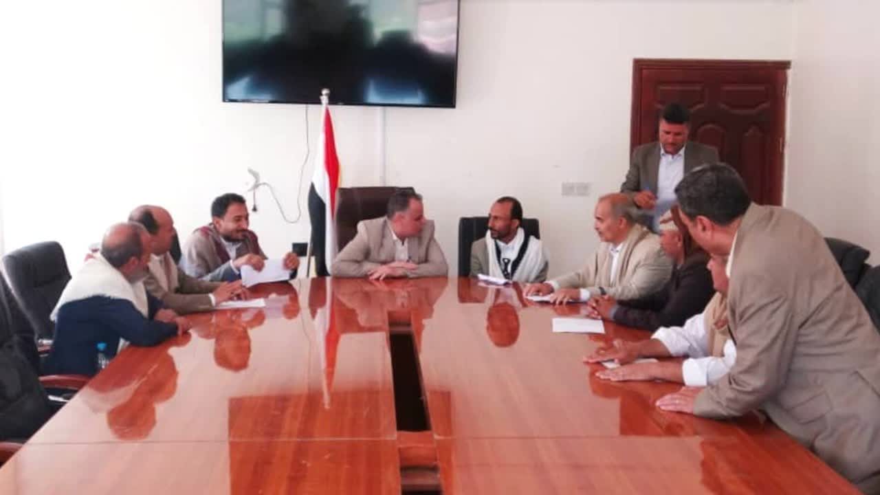 اجتماع في حجة يناقش خطة تقييم ودعم الجمعيات التعاونية الزراعية