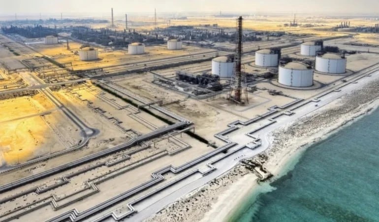 مصرع 13 عاملاً وإصابة 66 آخرين في انفجار بمصنع بقطر