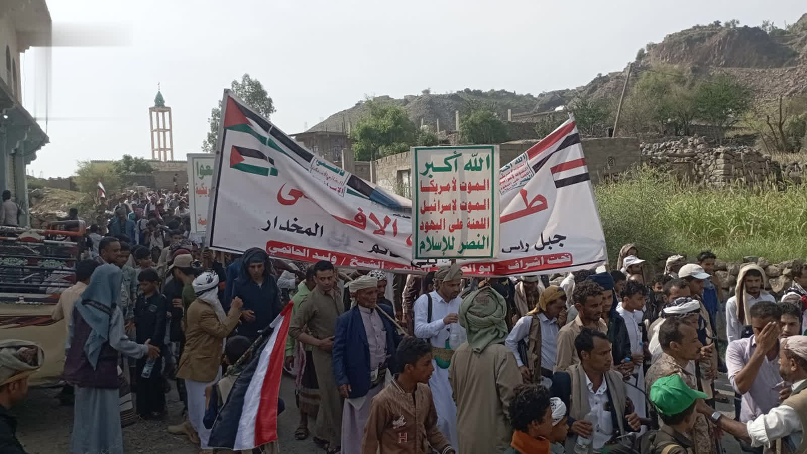 لقاء ومسير لتدشين المرحلة الثالثة من “طوفان الأقصى