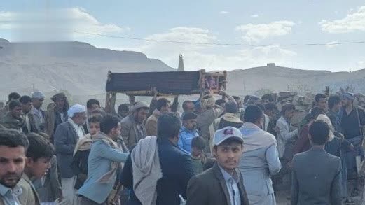تشييع جثمان الفقيد الرائد عبدالرحمن ساقتين في الحداء بذمار