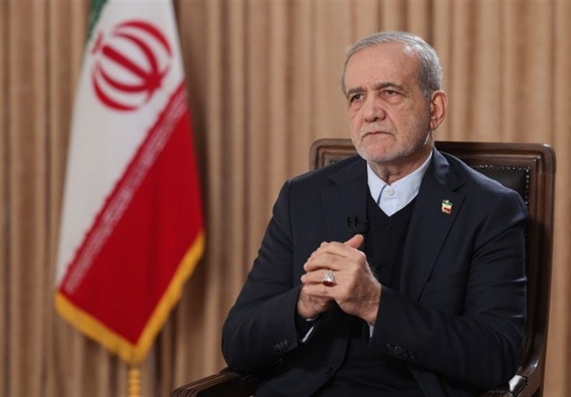 الرئيس الإيراني: استهداف البنى التحتية دليل عجز أم