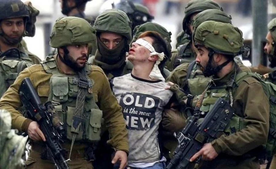 العدو الإسرائيلي يعتقل 18 فلسطينيا من الضفة والقدس