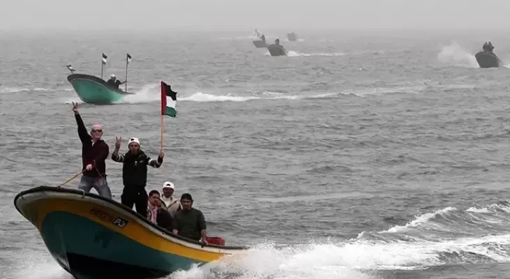 بحرية العدو الإسرائيلي تعتقل 9 صيادين قبالة شواطئ 