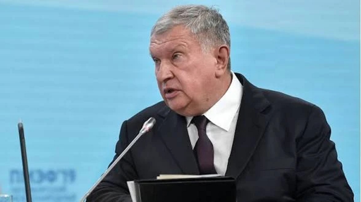 تحذير روسي: أزمة مضيق هرمز قد تمتد إلى “نقاط اختناق” أخرى في