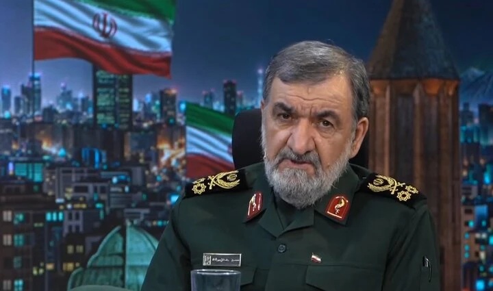 محسن رضائي: لن نسمح لأي طرف ثالث بالتدخل في مضيق ه