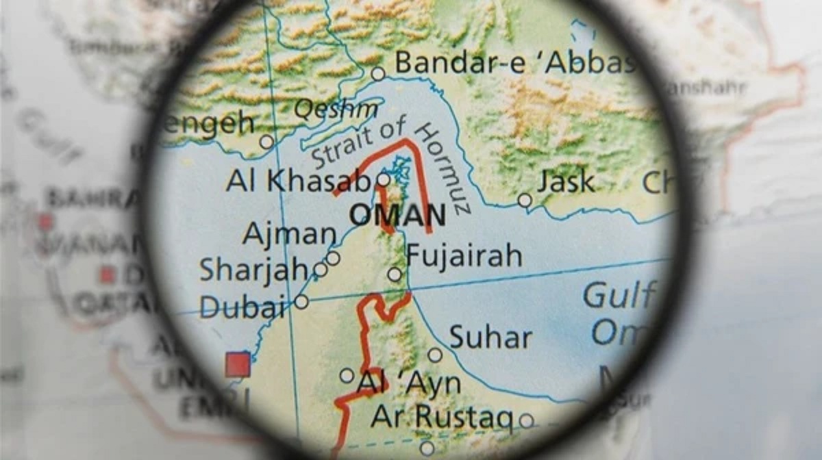 بدء اجتماعات لوضع إدارة جديدة لمضيق هرمز بحضور وفدي إيران وعُمان