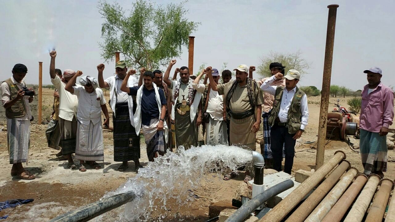 تدشين العمل في مشروع المياه في الزيدية بالطاقة الشمسية