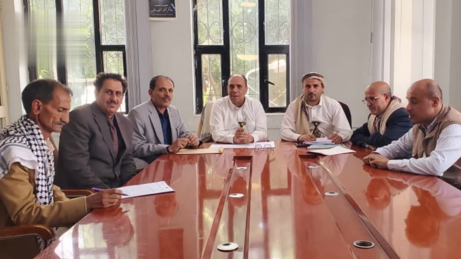 نائب وزير الإعلام ووكيل الخارجية يبحثان تعزيز التعاون الإعلامي والدبلوماسي لخدمة المغتربين