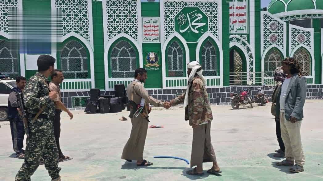 البخيتي يتفقد تجهيزات ساحات الاحتفاء بالمولد النبوي في ذمار