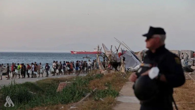 إسبانيا تعلن إعادة أكثر من 5300 مهاجر إلى المغرب خلال شهر