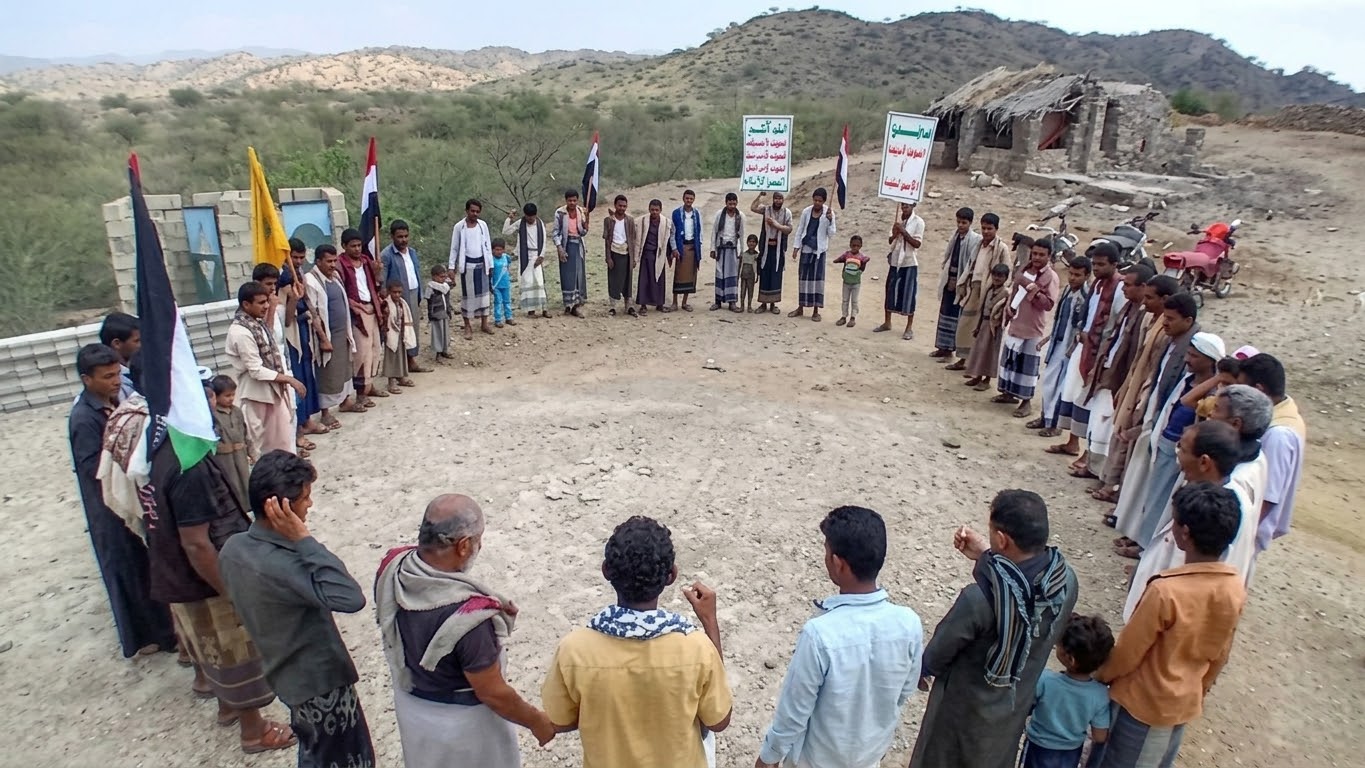 وقفات حاشدة في حجة تؤكد استمرار النفير ورفد الجبهات والجهوزية لردع العدو السعودي