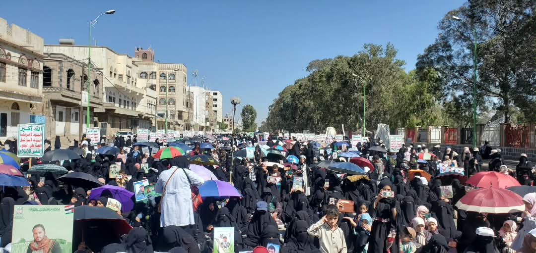 حرائر أمانة العاصمة يحيين الذكرى السنوية للشهيد