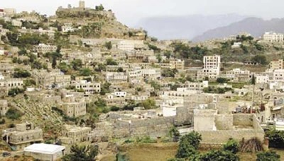 السلطة المحلية بمحافظة حجة تُدين استهداف العدو السعودي لمديرية عبس بحجة